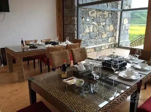 Dream House Inn