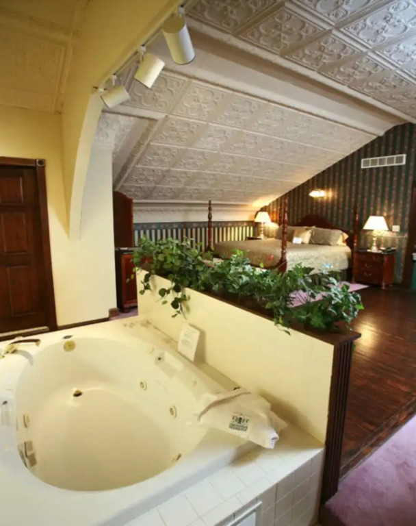 Christopher's Bed & Breakfast