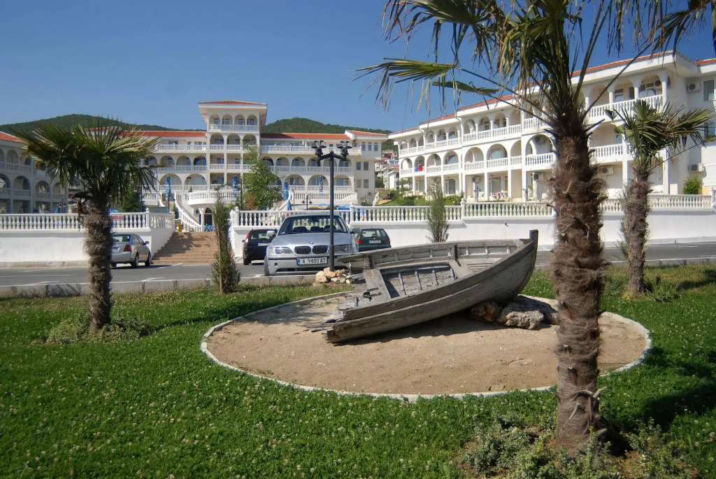 Lazur Holiday Apartments