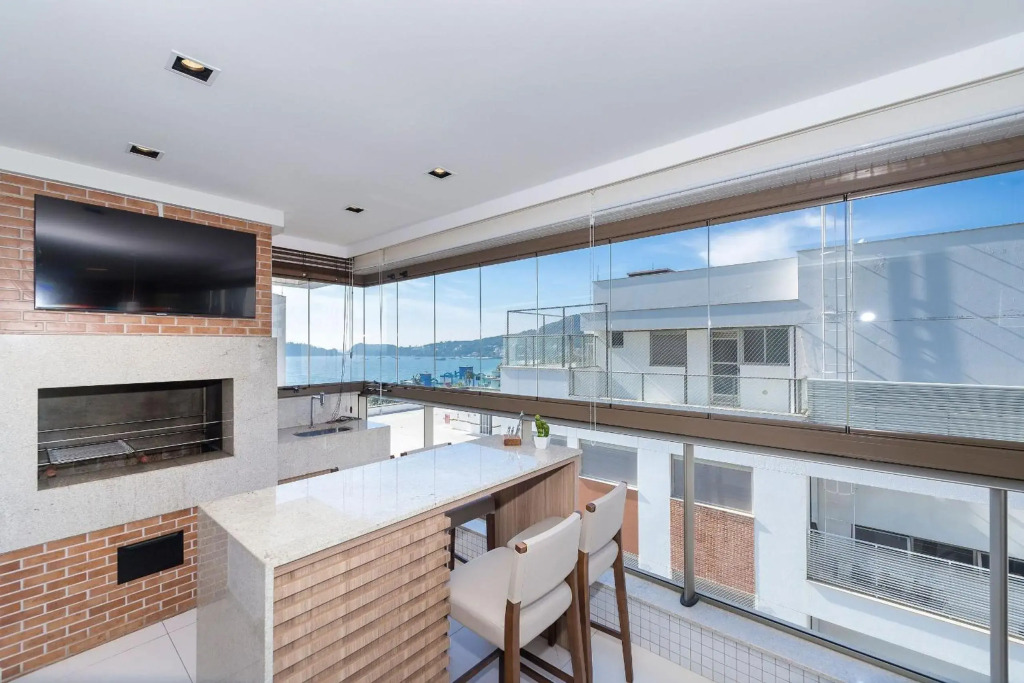 Punta Blu 202v2 - Excelente apartamento em condomínio de luxo no centro de Bombinhas - Piscina Climatizada - Academia