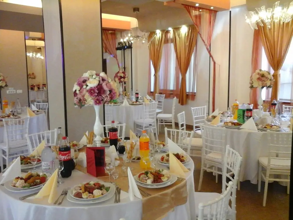Hotel Dumbrava