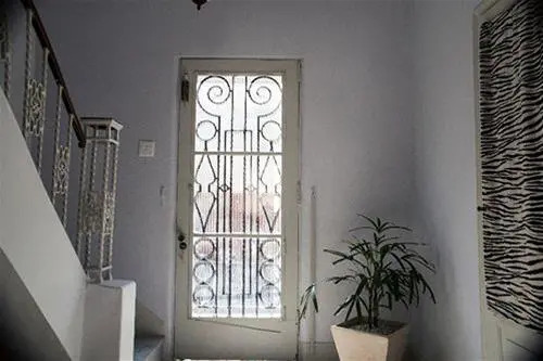 Bellas Artes Guest House Hotel