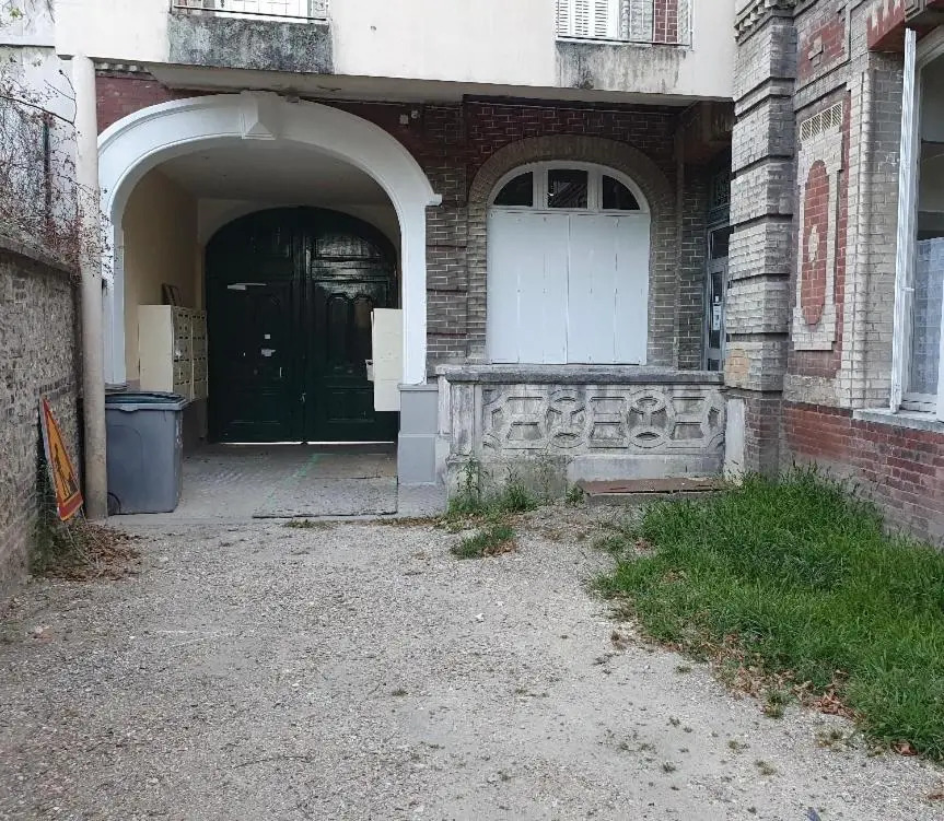 F1 Rouen gare beauvoisine parking gratuit