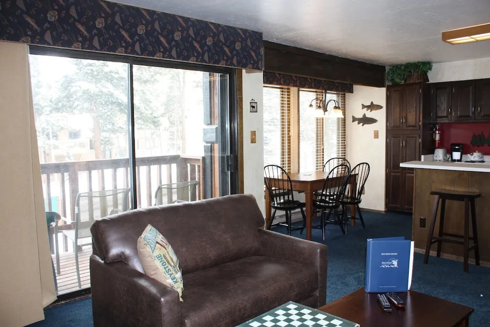 Four O'clock Lodge B14 1 Bedroom 1 Bathroom Condo