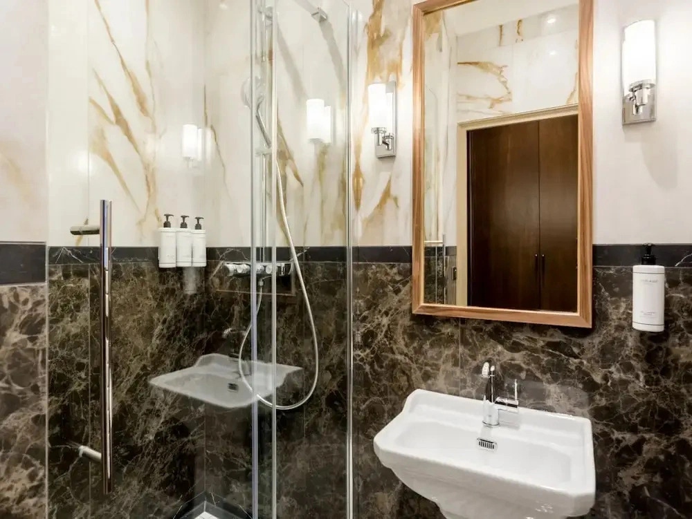 Merveil Signature Suite - Alfred