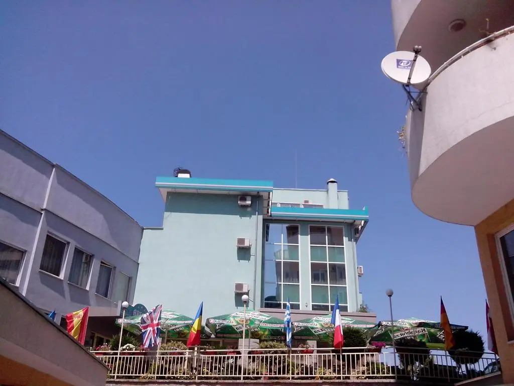 Arena Tarnovo Hotel -Free Private Parking
