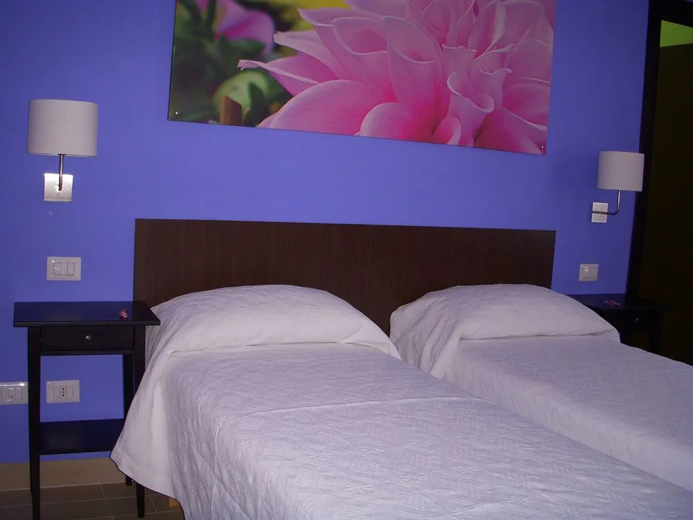 B&B Neapolis