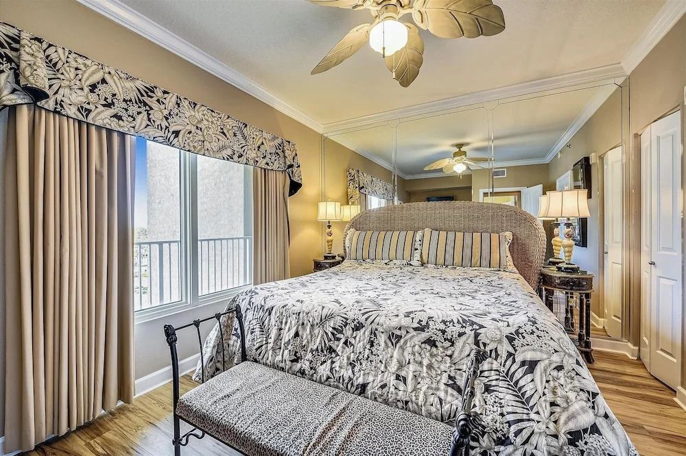 Shores of Panama 707 - 2 Bedroom+Bunks . Reserved Parking/Free Fun! 2 Condo by RedAwning