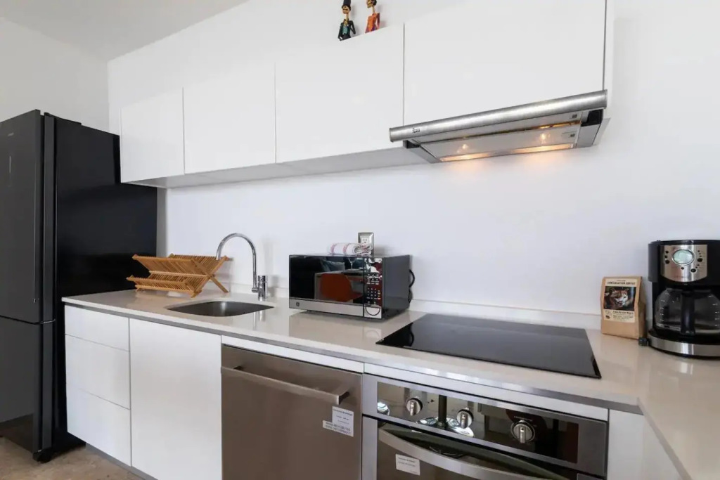 Dream Condo Between Beach and 5ta