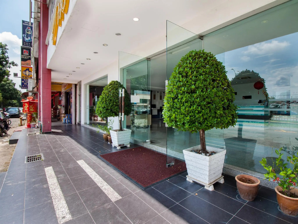 e Hotel
