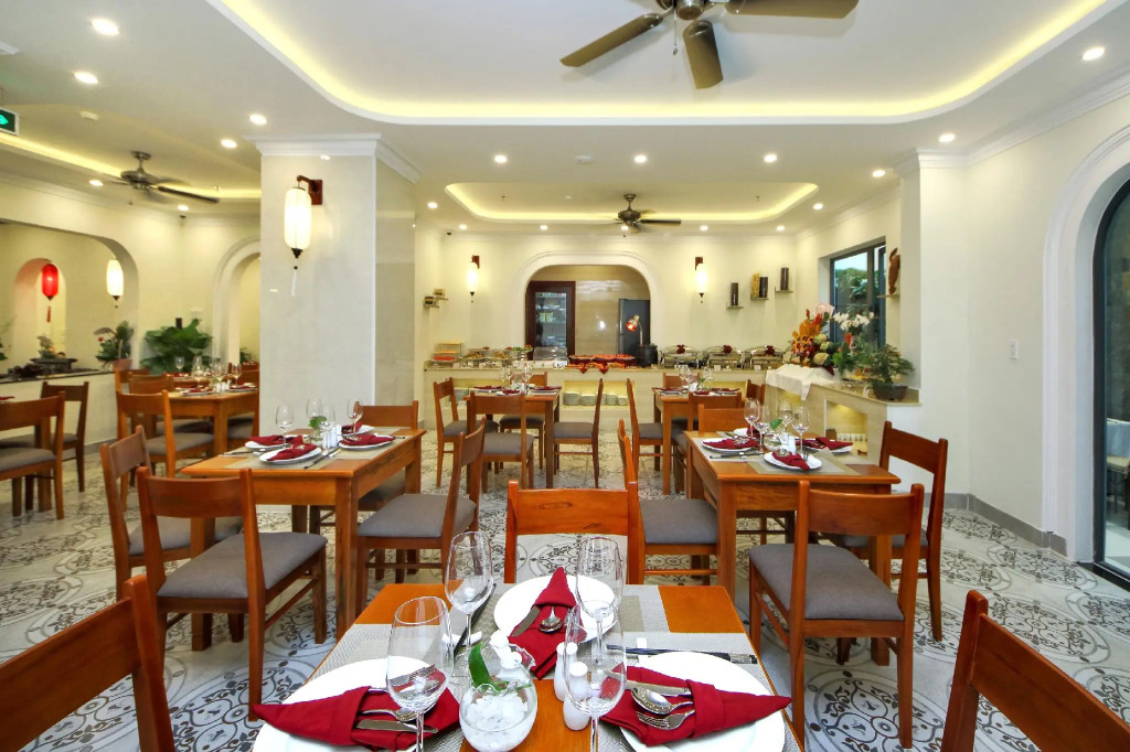 Uptown Hoi An Hotel & Spa