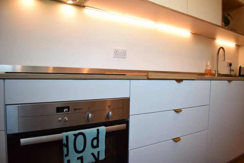Bright 1 Bedroom Flat With Garden In New Cross Gate