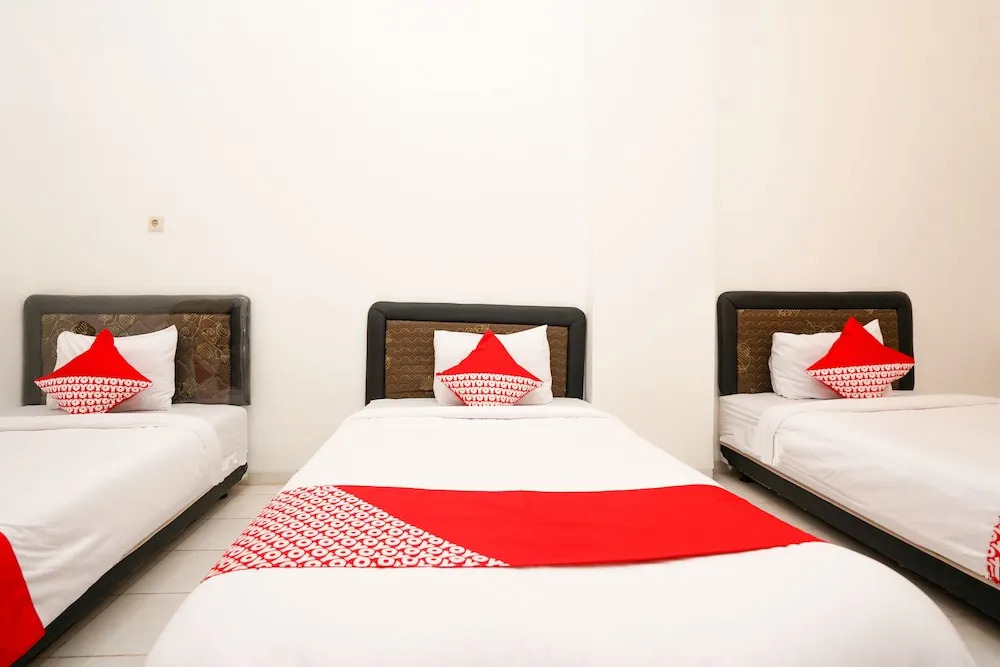 Marcello Residence By OYO Rooms