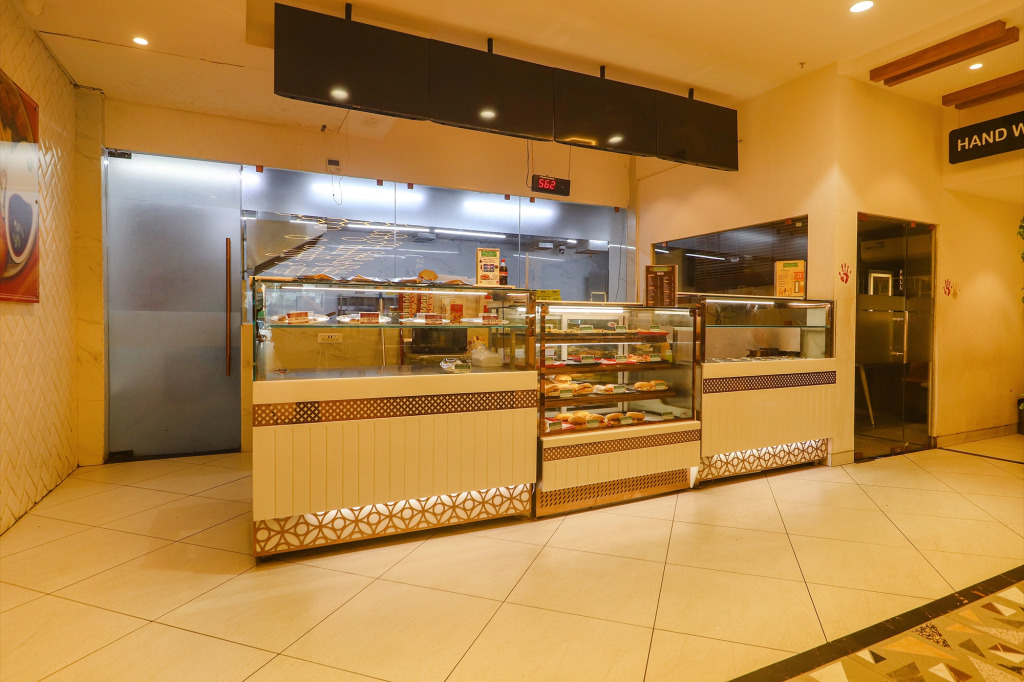 Fabhotel Double Tree