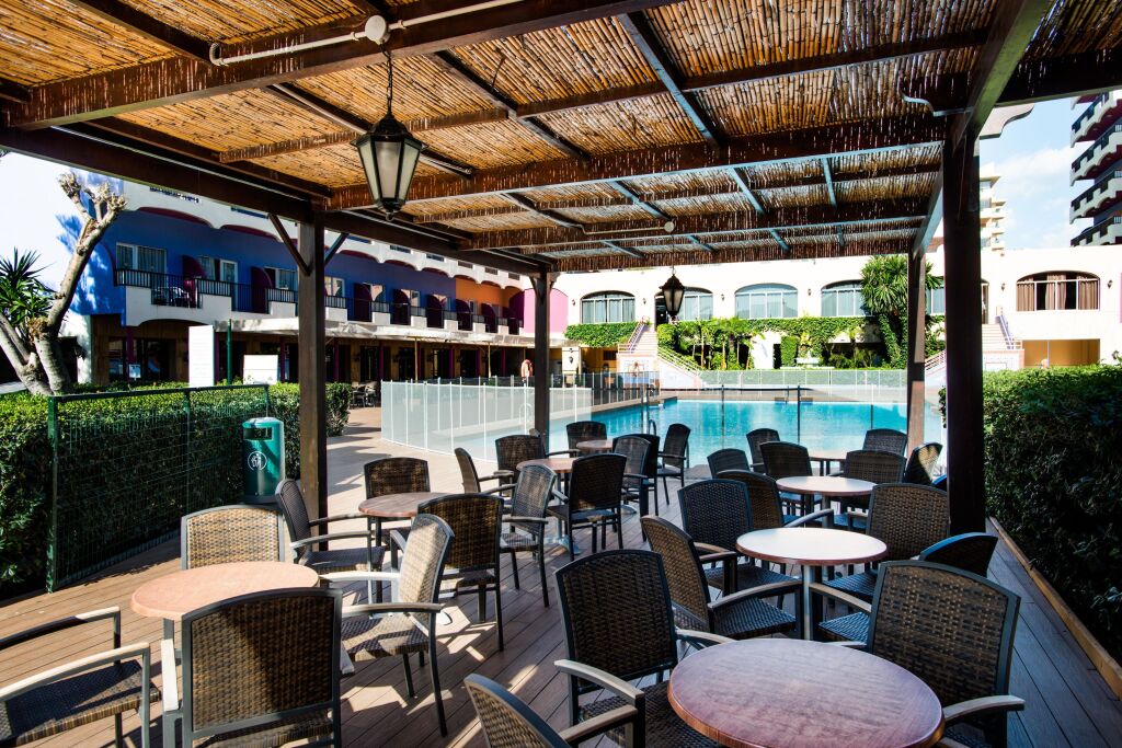 Отель Monarque Fuengirola Park