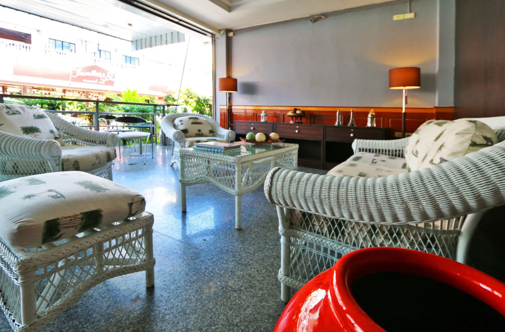 The Beach Cha Am Suite