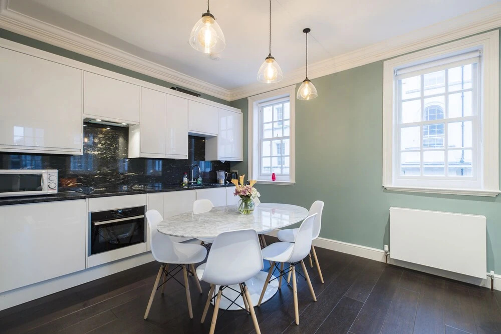 JOIVY Elegant 2 Bedroom Flat near Kensington Gardens