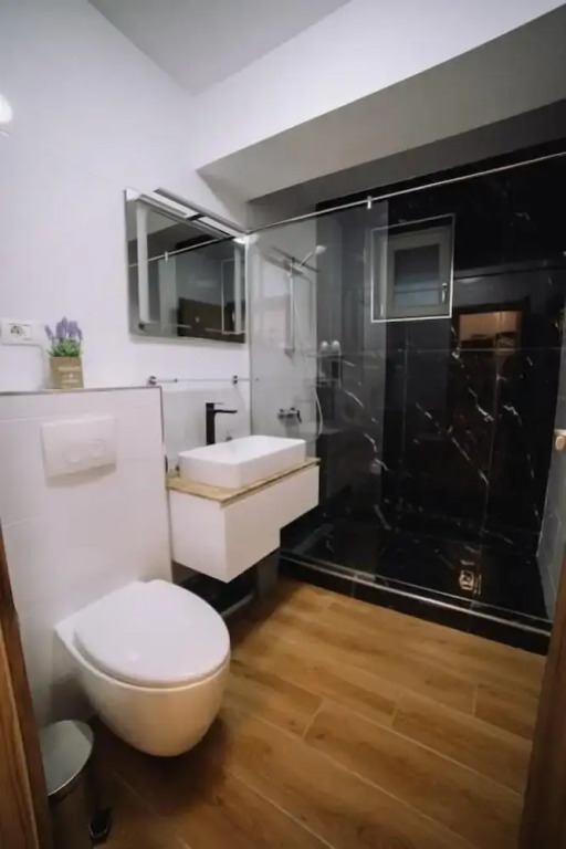 Signature Promenada Hotel-Apartments 2