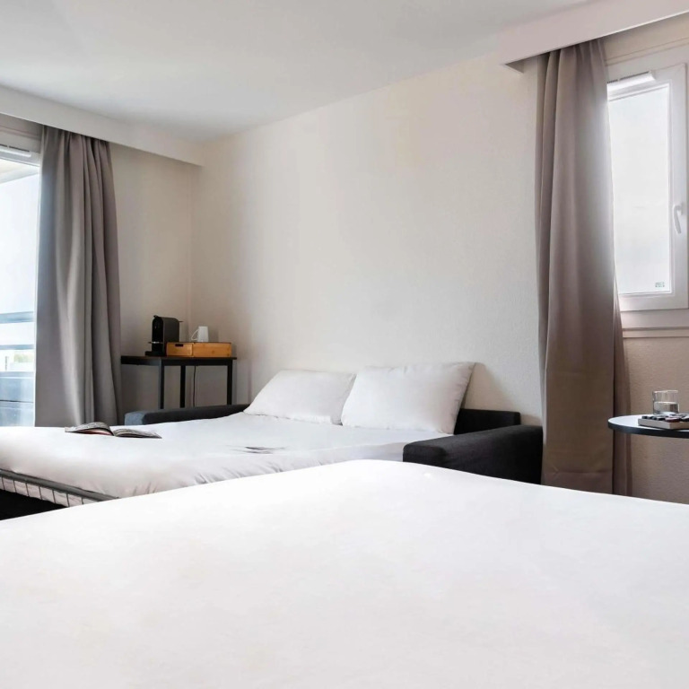 Ibis Styles Lyon Villeurbanne Parc de la Tête dOr