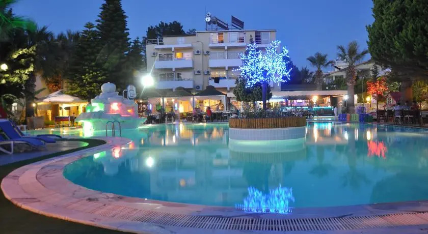 Tropicana Garden Hotel