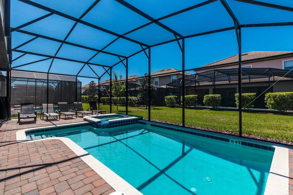 A Champions Palace by VillaDirect