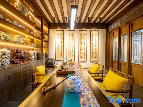 Shaxi Qingyuanxuan Inn