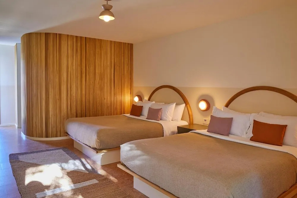 The Capri Hotel