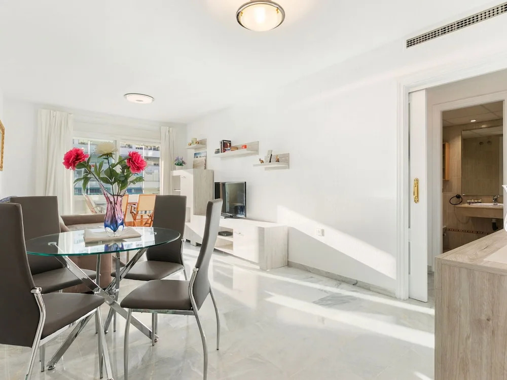 Pleasant Apartment in Marbella With Swimming Pool