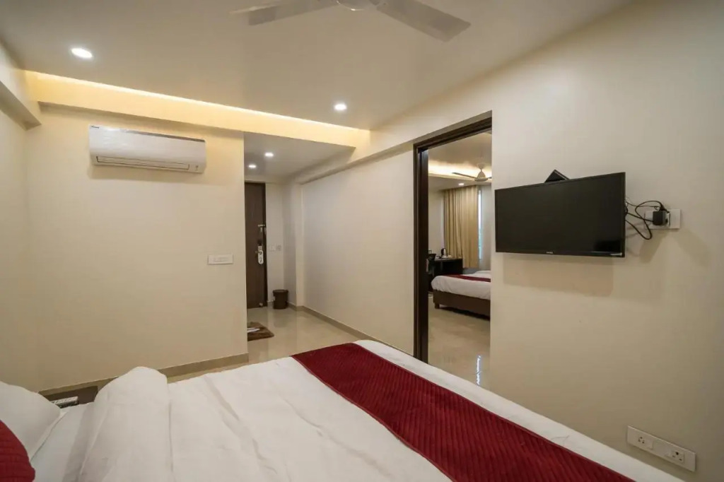 Sheerha Royal Residency
