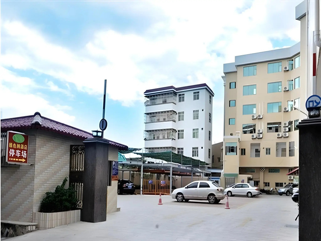 Vienna Hotel Meizhou Mei County Airport