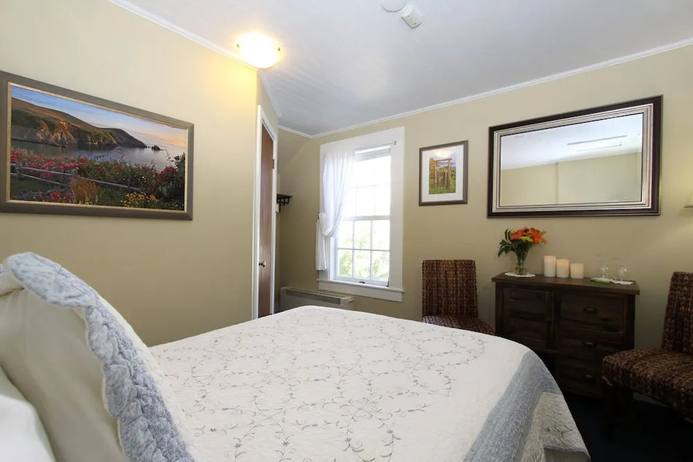 Seagull Inn Bed & Breakfast