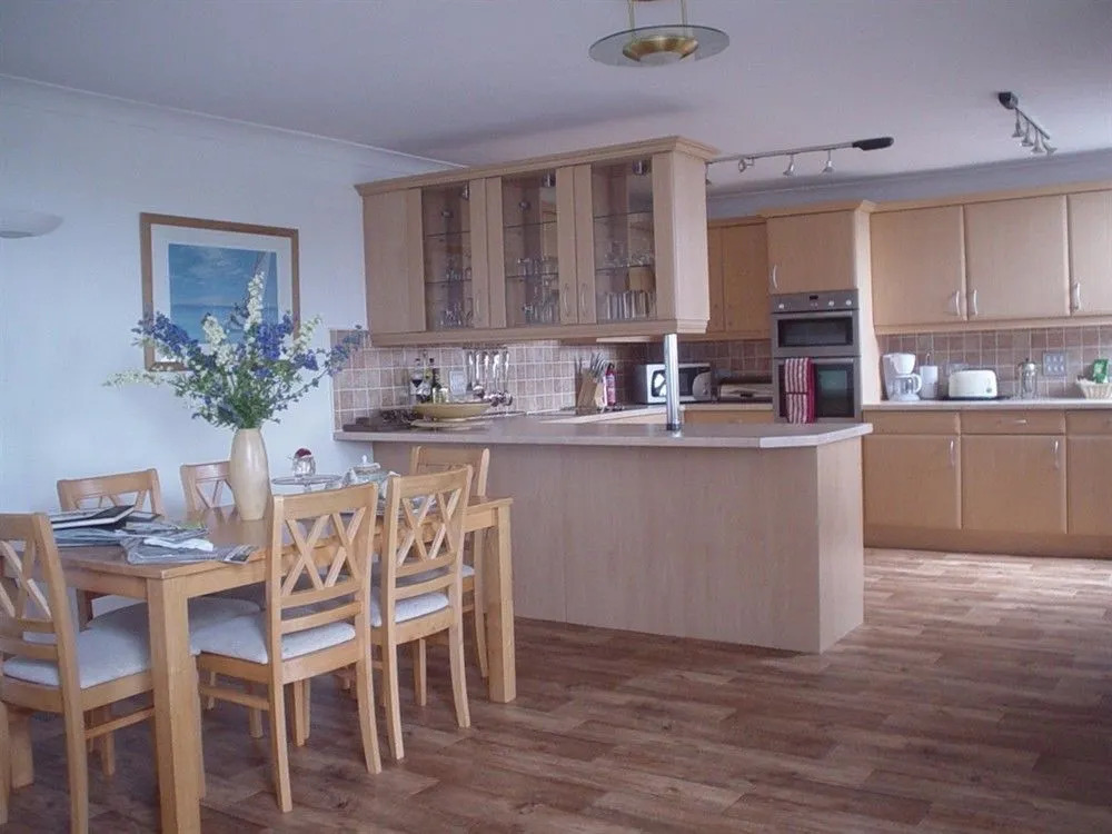 Kernow Homes - Travel accommodation