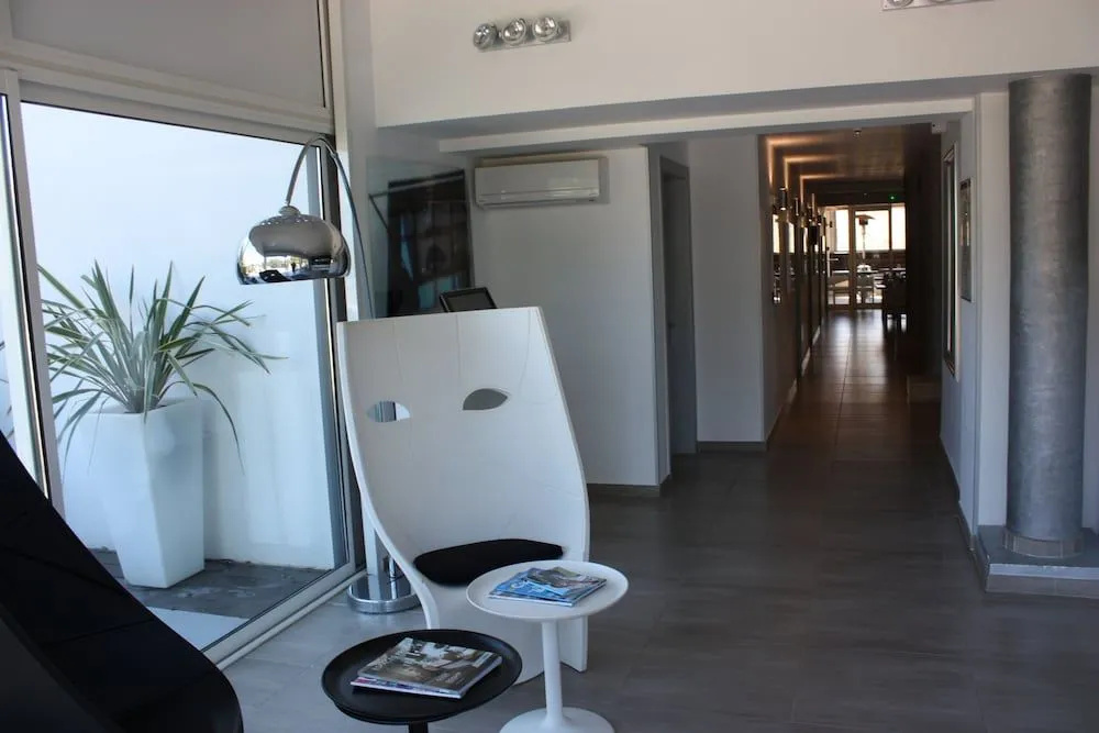 Hôtel LEscale Coté Port