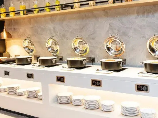 Homeinn Plus Hotel (Chengdu Panda Base Longtan Temple Subway Station)
