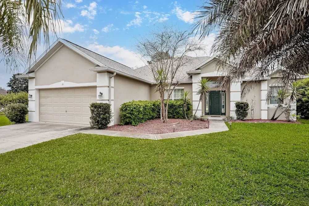 Wonderful Coastal Home With Wifi, Enclosed Backyard, Screened Patio