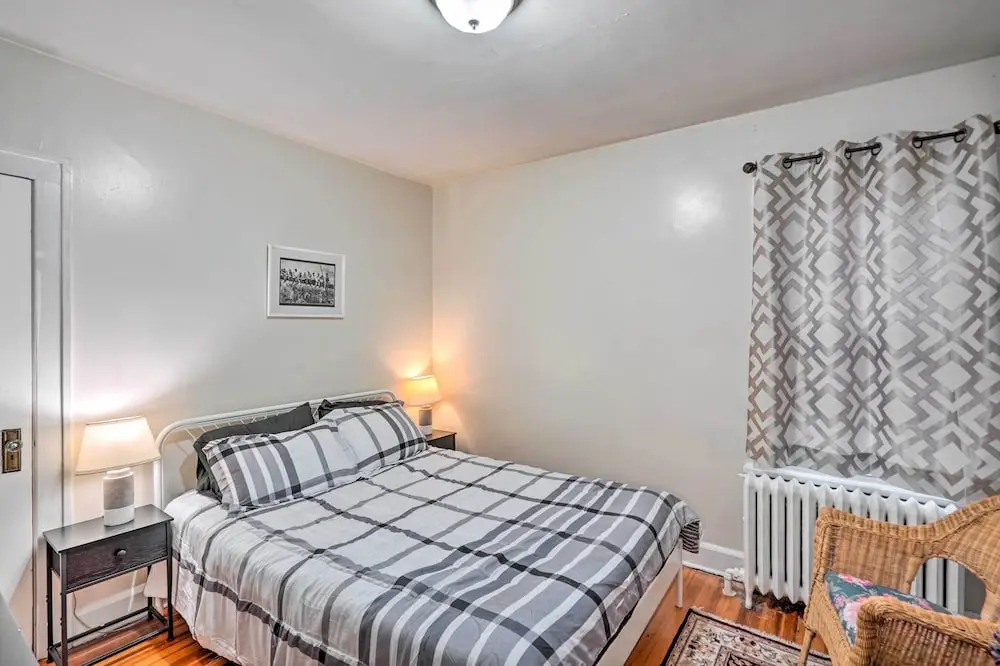 Charming Albany Retreat ~ 3 Mi to Downtown