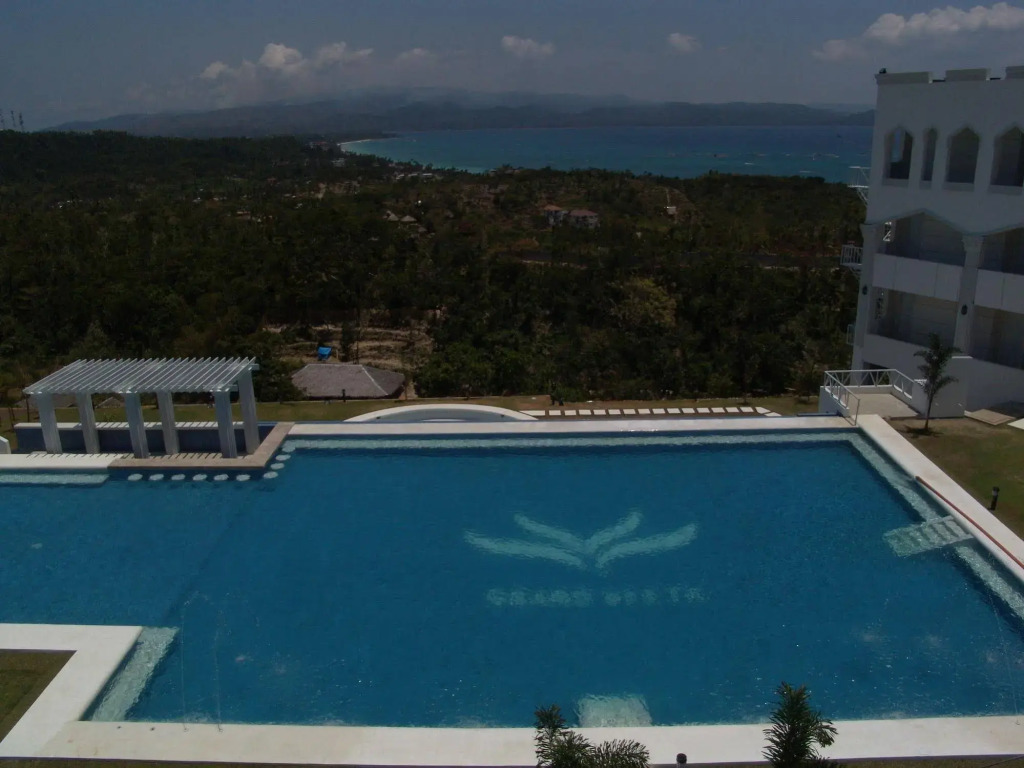 Grand Vista Resort & Spa