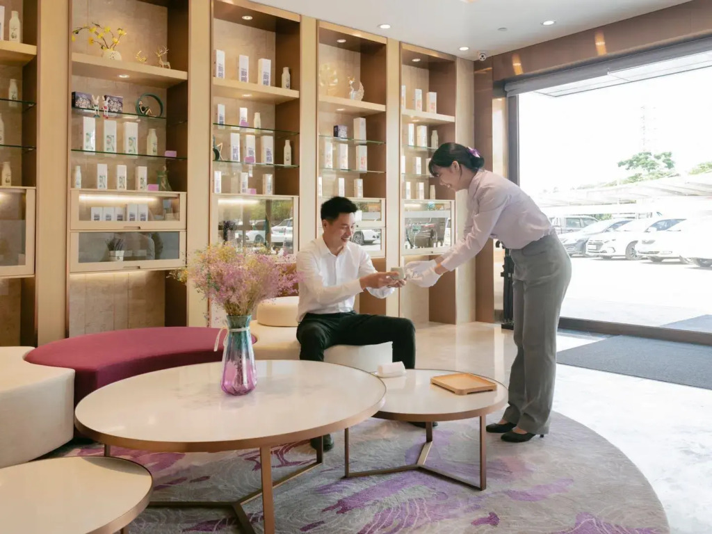 Lavande Hotels Shenzhen Pingshan High Speed Railway Station