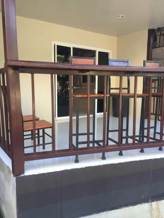 Bang sit Guest House