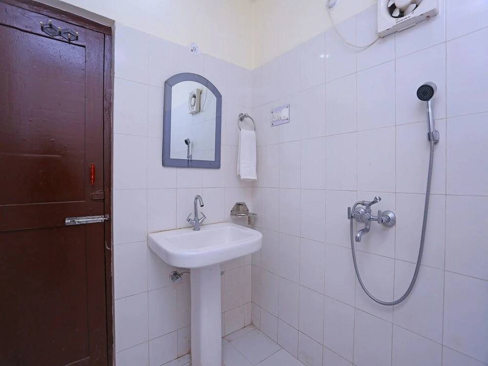 OYO 10768 Home 3BHK Valley View Ghorakhal Bhowali
