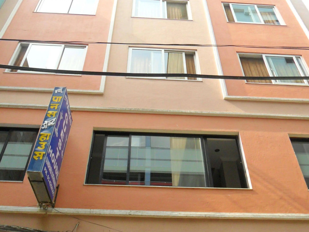 New Panas Hotel