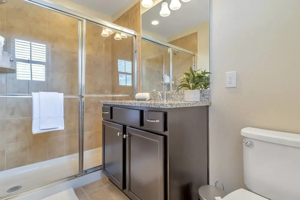 Lavish 5bd/4ba Home With Mickey Room and Stunning Pool Area #5st565