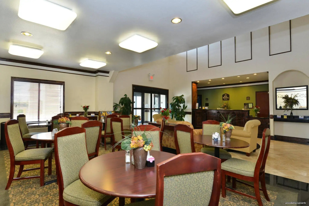 Best Western Lone Star Inn