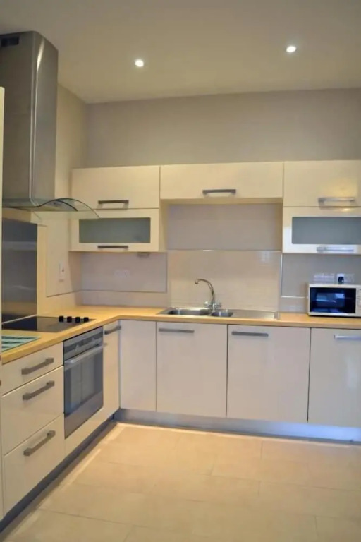 Carrick Plaza Suites and Apartments