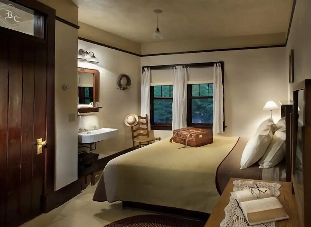 Belton Chalet