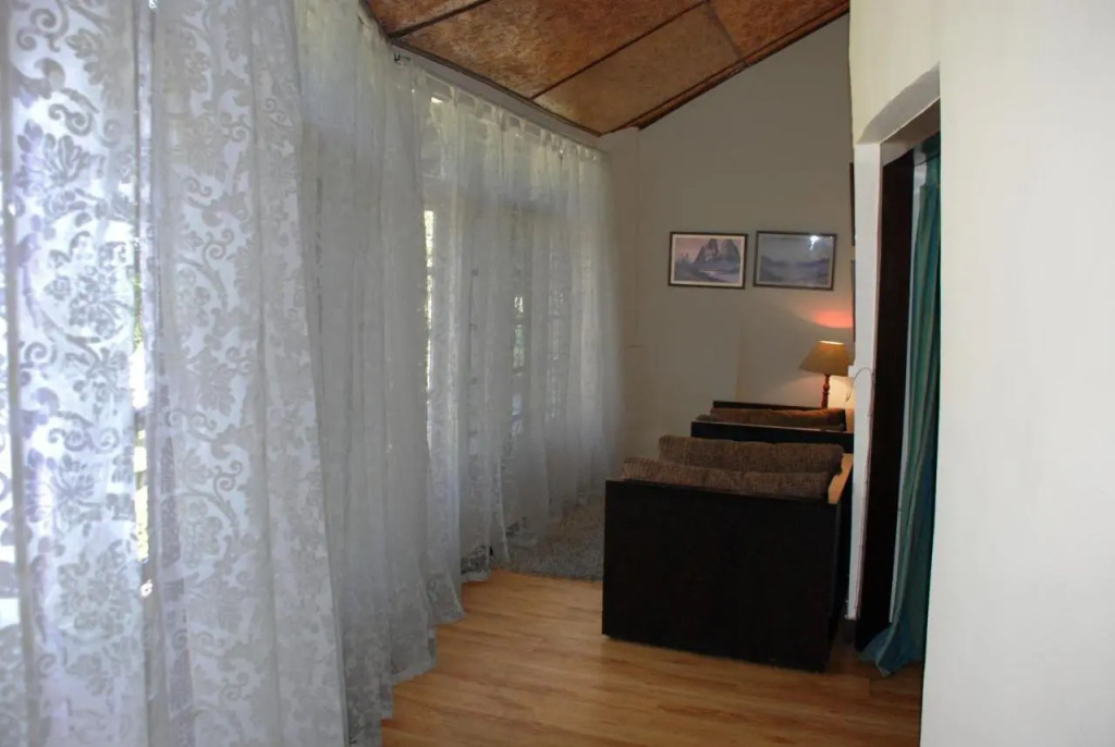 Alasia Hotel