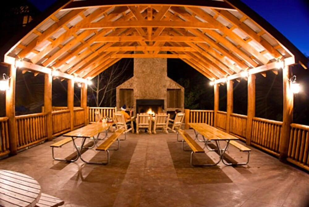 Coppertop 4 Bedrooms 5 Bathrooms Cabin
