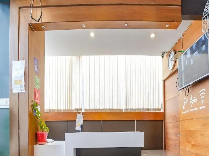 FabHotel Emirates Suites