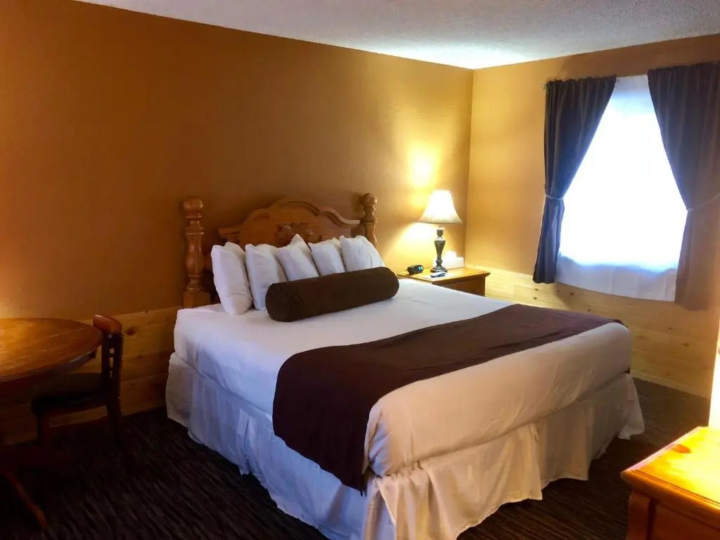 Shasta Inn