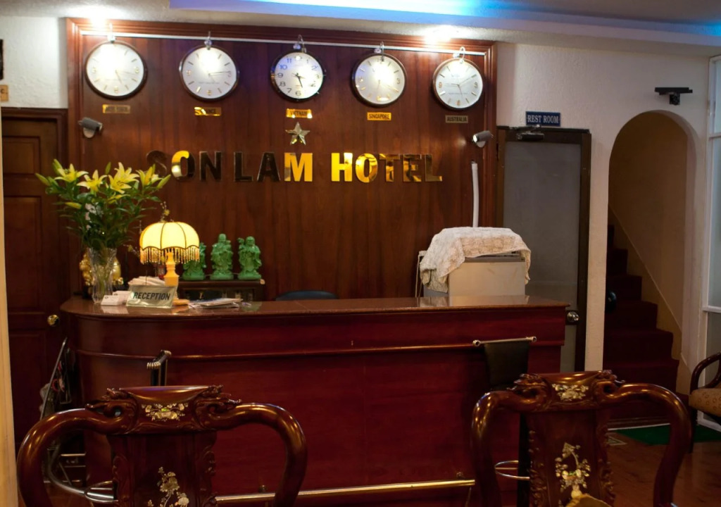 Son Lam Hotel